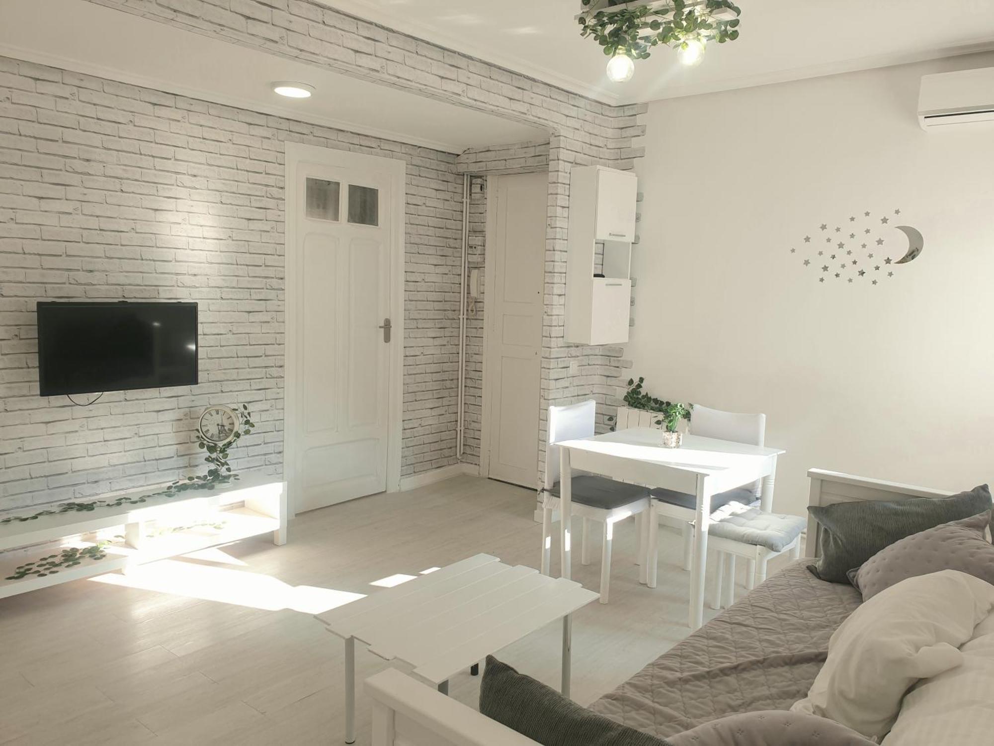 Apartamento Eguzkilore. Logroño Eksteriør billede