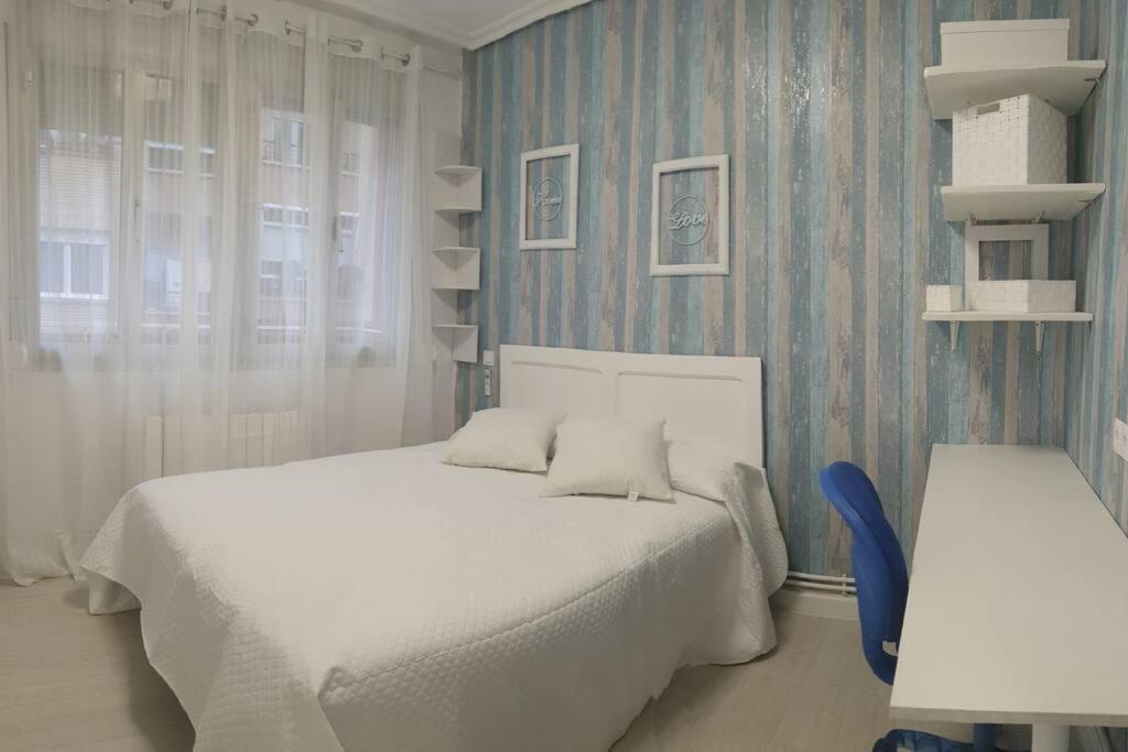 Apartamento Eguzkilore. Logroño Eksteriør billede